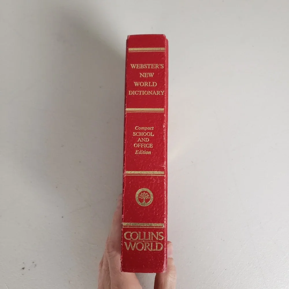 Webster's New World Dictionary 1974 Compact School and Office Edition Red HC